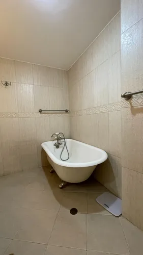 Casa En El Cafetal (5h/7b/4pe)