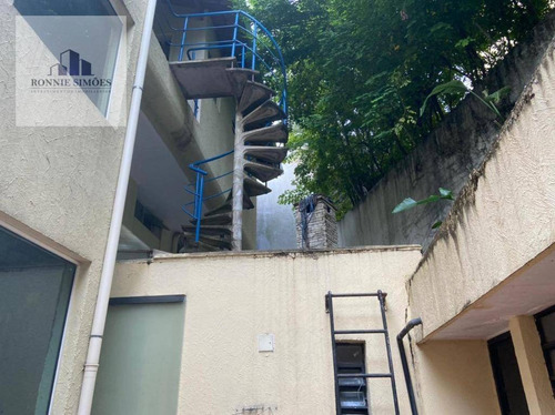Sobrado À Venda No Jardim Guedala, Butantã Com 5 Dormitórios, Piscina, Churrasqueira, 4 Vagas Na Garagem, Suite Com Varanda, 600 M², São Paulo. - So0329