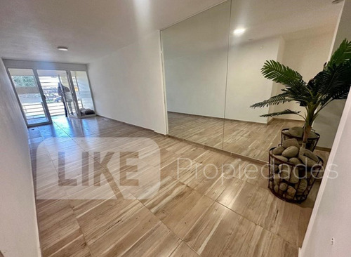 Departamento En Venta Ubicado En Centro De Bariloche, Bariloche, Patagonia