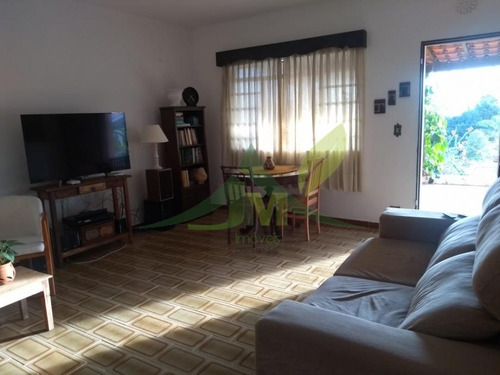 Linda Chácara À Venda Com 800m² - 1536