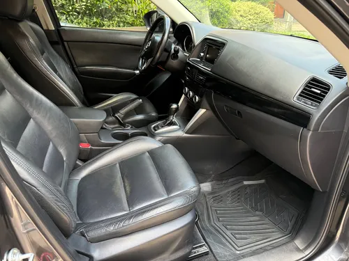 Mazda CX-5 2.0 Touring 4X4