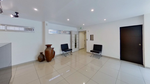 Venta De Edificio Para Oficinas Con Bodegas En Tlalnepantla