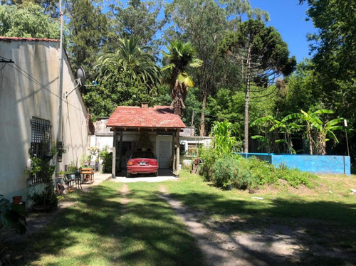 Quinta En Venta - 3 Dormitorios 1 Baño - Cochera - 7.872mts2 - Punta Indio