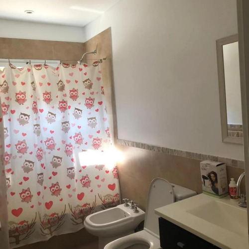 Casa En Venta - 2 Dormitorios 2 Baños - Baradero