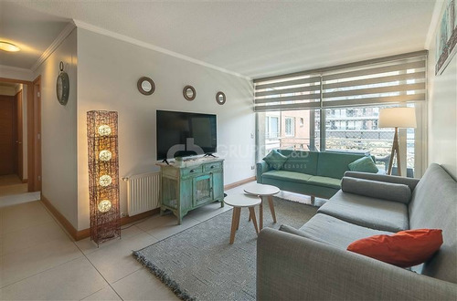 Imagen 1 de 16 de Departamento En Venta De 2 Dorm. 2 Baños En Las Condes