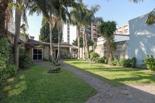 Venta Chalet, Jardin, Quincho, Cochera -san Martin