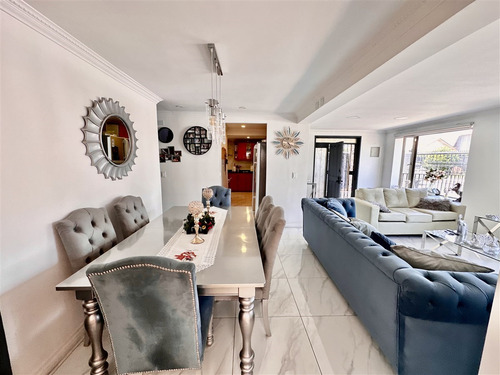 Casa En Venta De 3 Dorm. En Macul