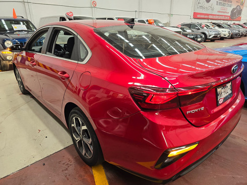 Kia Forte 2.0 Hb Ex At
