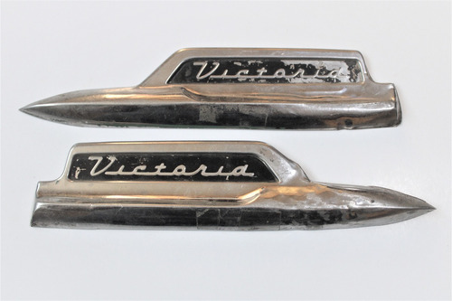 Emblemas Victoria 1951 Laterales Fairlane V8 Originales Ford