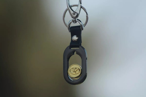 Imagen 4 de 6 de Llavero Toyota Nuevo