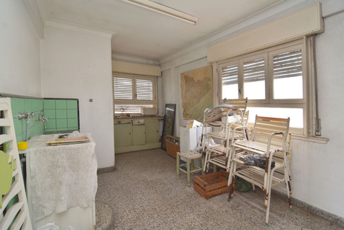 Imagen 29 de 30 de Ph Venta A Reciclar Con Terraza Propia Y Parrilla