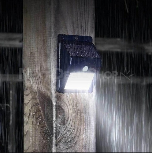 Foco Solar Con Sensor De Movimiento Para Exterior - Mgo