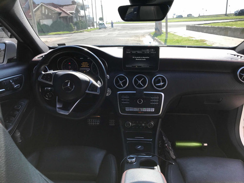Imagen 9 de 10 de Mercedes-benz Clase A 2017 2.0 A250 At Sport 218cv