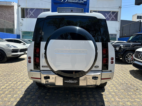 Land Rover Defender 130 First Edition 2023 Blanco