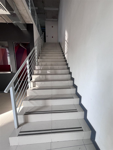 Oficina En Arriendo En Las Condes Metro Escuela Militar