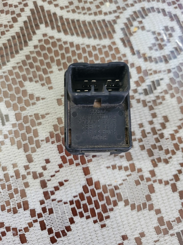 Botón De Retrovisores Para Honda Civic 96-00 Café (Usado)