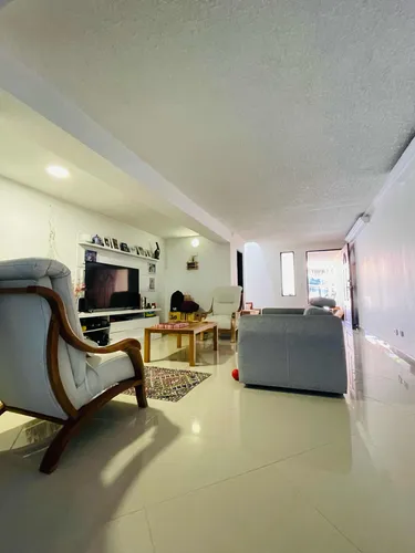 Vendo Casa Unifamiliar En Envigado, Doble Parqueadero.