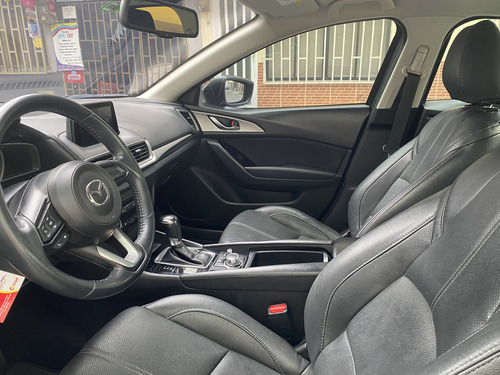 Mazda 3 2.0 Touring