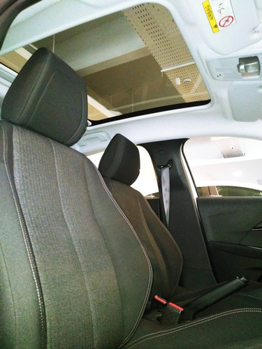 Peugeot 208 Active Tiptronic
