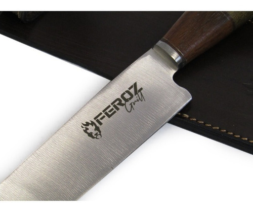 Imagen 3 de 10 de Juego Trinchar Asador Feroz Madera Artesanal Hoja Inox 20 Cm