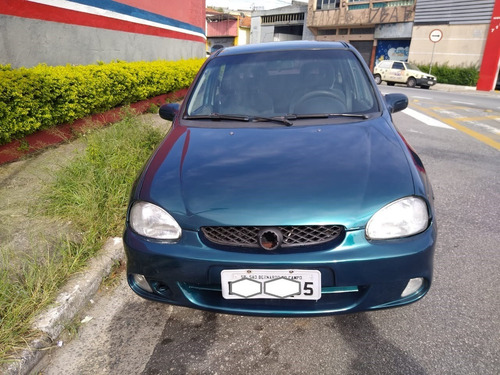 Chevrolet Corsa Sedan 1.6 8v Gls 4p