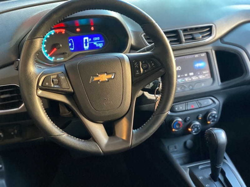 Imagem 10 de 15 de Chevrolet Onix Ltz 1.4 Mpfi 8v 4p Aut. 2015