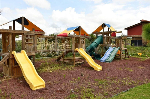 Terreno En Venta, En Fracc. Los Adobes, Tapalpa, Jalisco