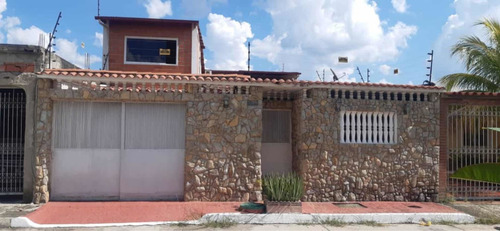 Imagen 2 de 12 de Casa En Colinas De Betania Charallave