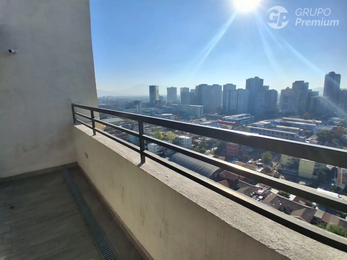 Imagen 2 de 17 de Departamento En Arriendo De 2 Dorm. En Estación Central