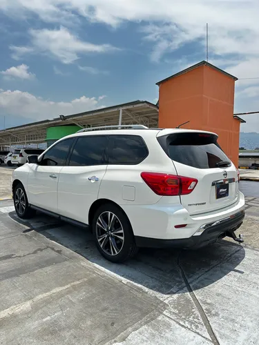 Nissan Pathfinder 3.5 R52 Exclusive