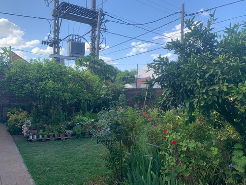 Imagen 11 de 13 de Casa En Venta, Junin (ba), En Esquina T/l/s, Excelente Ubicación.