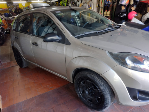 Ford fiesta ambiente plus mp3 ambiente plus