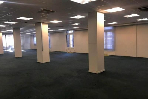 Edificio En Buen Estado - Alquiler En Block
