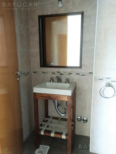 Imagen 6 de 20 de Venta - Oportunidad!- Sólida Y Excelente Casa En Sausalito - Bayugar Negocios Inmobiliarios