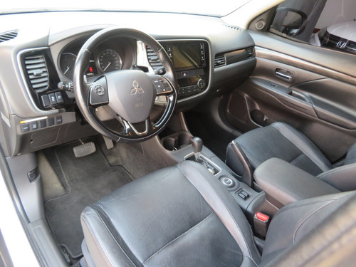 Mitsubishi Outlander 2.2 Diesel