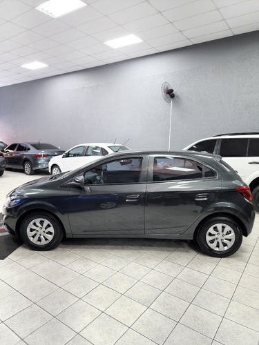 Imagem 2 de 13 de Chevrolet Ônix Lt 1.0 Flex