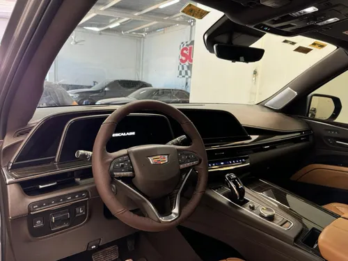 Cadillac Escalade 6.2 Plinum 4x4 At