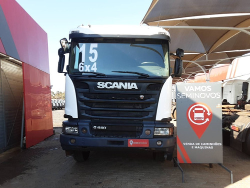 Imagem 2 de 11 de Scania G440 - 6x4 15/15