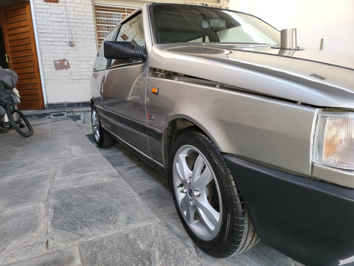 Imagen 4 de 25 de Fiat Uno 1994 1.6 Scr
