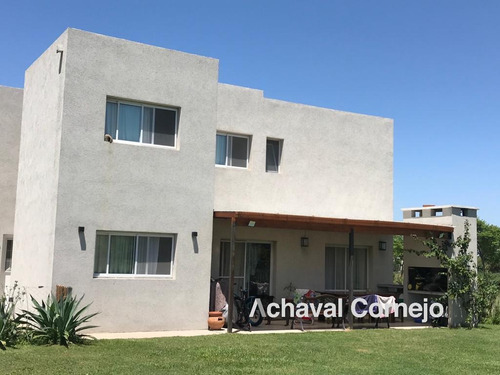 Imagen 3 de 16 de Oportunidad Casa En Barrio Vistas - Lote Interno - Puertos - Escobar