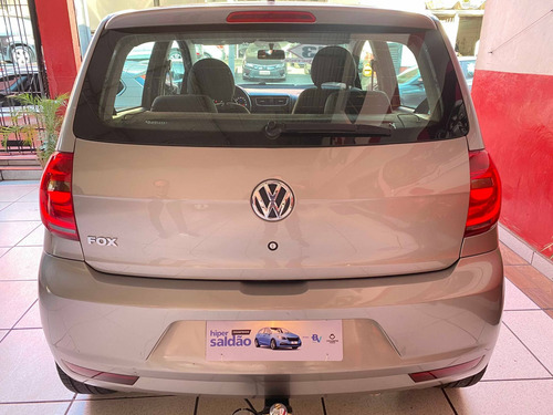 Imagem 5 de 12 de Volkswagen Fox 1.0 Mi Trend 8v Flex 4p Manual