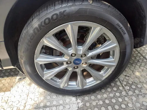 Ford Escape 2.0 Titanium