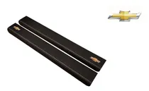 Comprar Cubre Zocalos Carbono Chevrolet Corsa 3ptas Logo Resinado