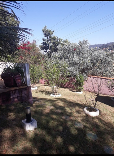 Imagem 16 de 25 de Chácara 1000 M2, Casa Sede, 4 Quartos, 1 Suite, 3 Banheiros, Ampla Cozinha, Churrasqueira, Forno A Lenha, Varanda, Piscina, Garagem Para 6 Carros - Ch00102 - 69689857