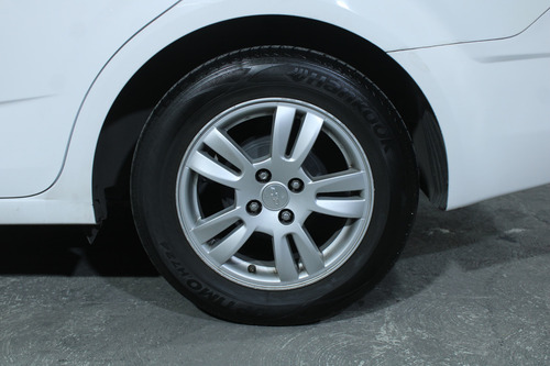 Chevrolet Sonic 1.6 Ls L4 Man At