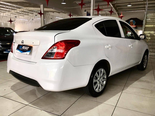 Nissan Versa 1.0 12v Flex 4p Manual