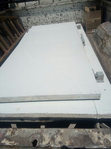 Puerta De Cámara De Frío. 1,12mts X 2,10mts