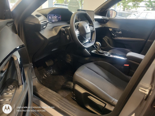 Peugeot 2008 1.0T Allure