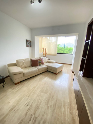 207676 L. P. Alquiler Apartamento, Urb. Valle Blanco, Valencia, Solo Clientes