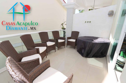 Cad Diamante Lakes Rubí 322. Terraza Con Sombra Y Vista A Las Áreas Comunes
